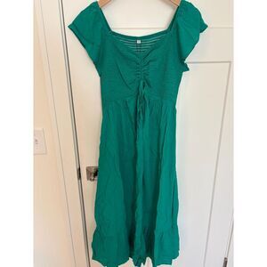 Women’s Green Smocked Boho Maxi Dress Short Sleeve Size M NWT